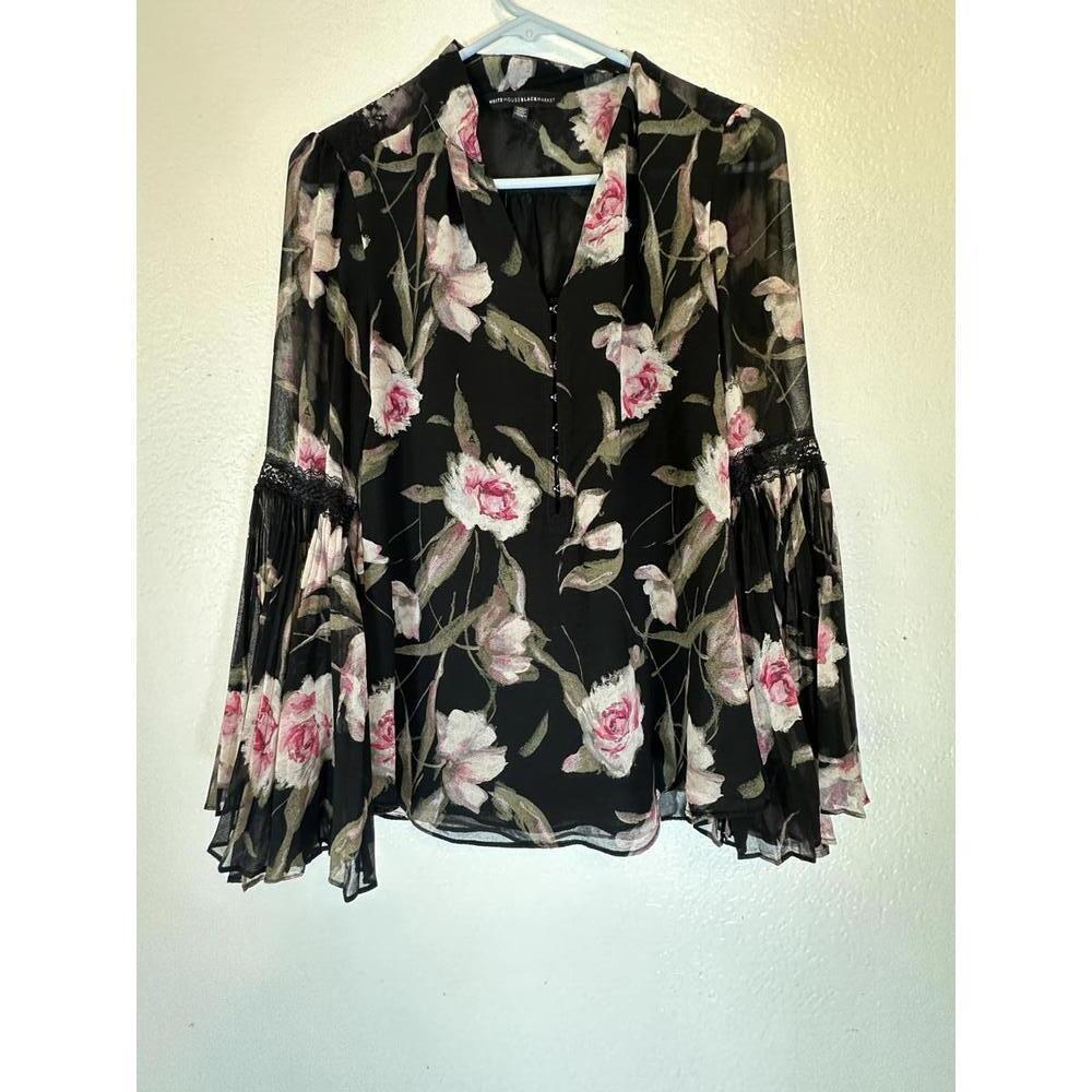 Women’s Sz 0 Floral White House Black Market Blouse Whimsigoth Bell Sleeves